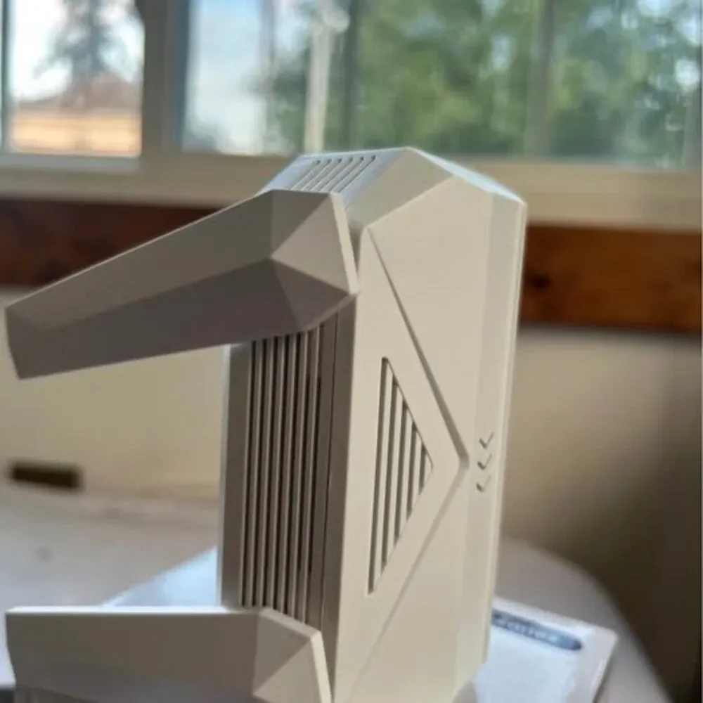 WiFi Range Extender - Picture 3 of 7